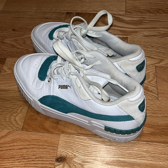 USED WHITE/GREEN PUMA SNEAKER - Picture 1 of 6